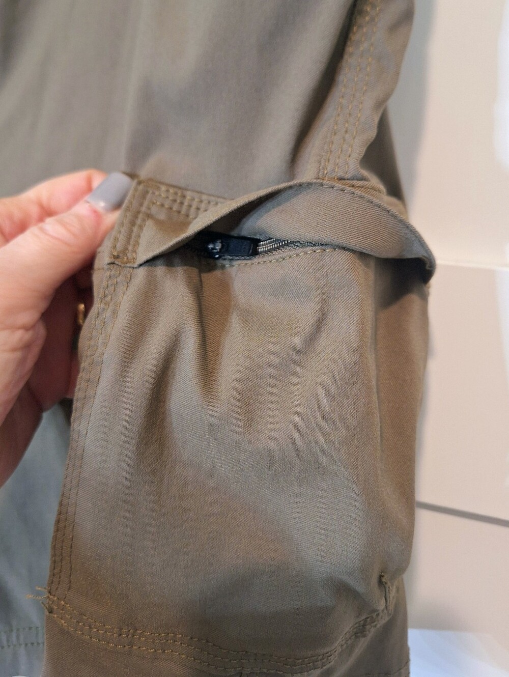 PrAna Zion Stretch Cargo Hiking Shorts 40/08 Olive Green Outdoors Gorpcore - Picture 9 of 16
